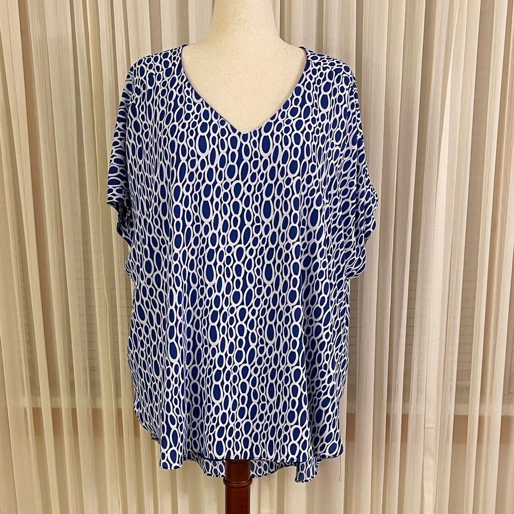 Cato Blue and White Patterned Women's Top